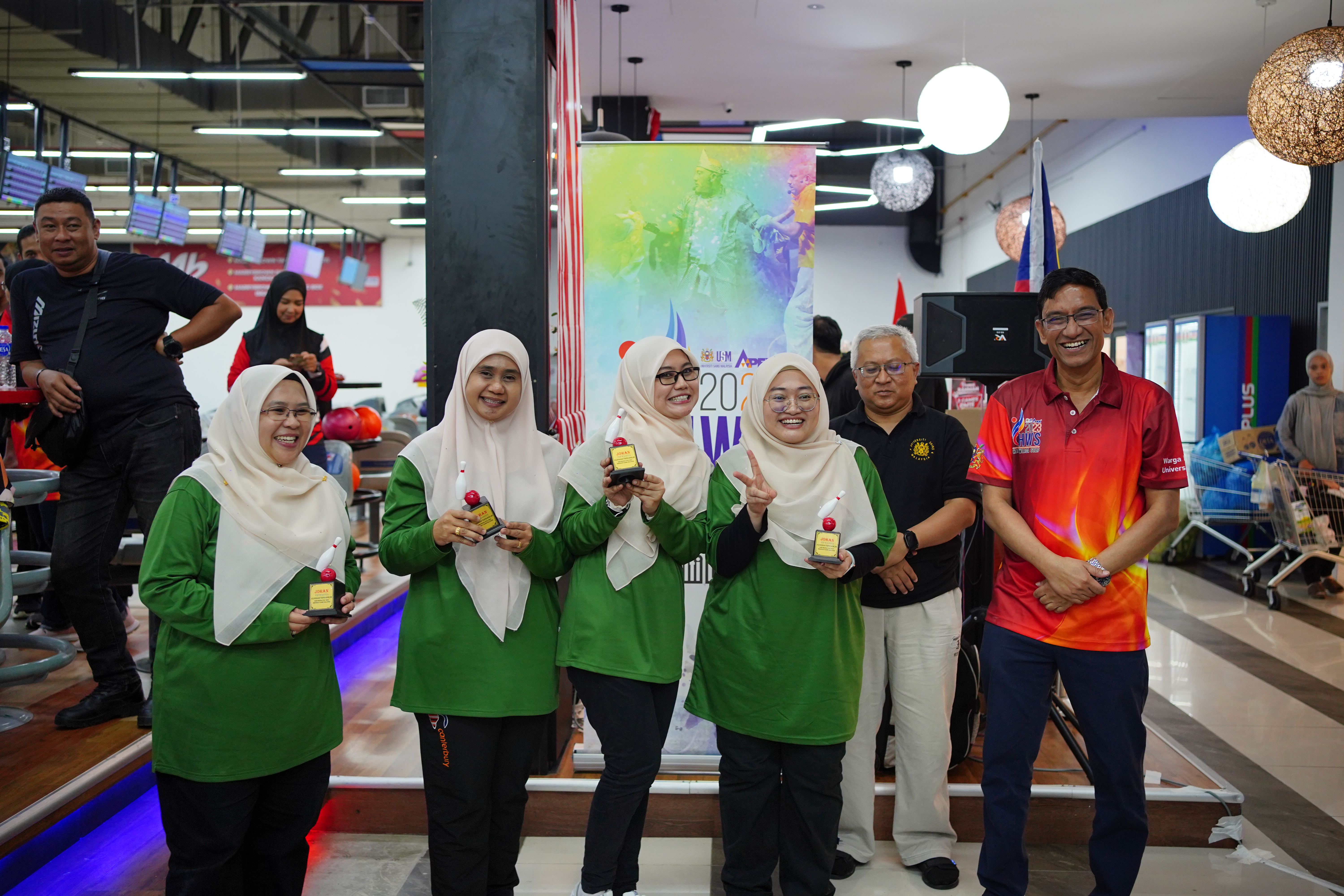 Bowl851